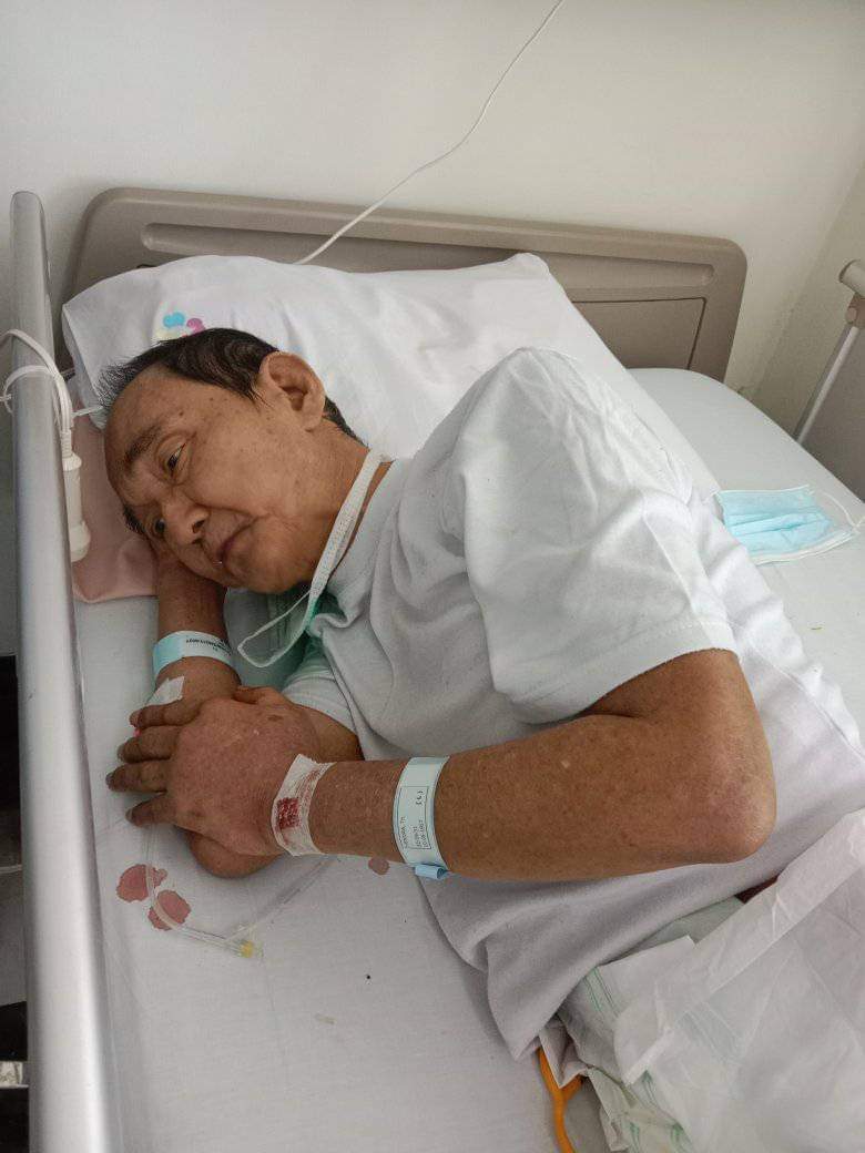 Bila ada yg kenal bpk HENDRA , dia skrg di rawat di RSUD TARAKAN , Beliau dr daerah dan punya saudara di PLTU muara karang tp tdk tau alamatnya pastinya, tolong bantu ya kasihan tdk ada yg tengokin &amp; jaga beliau.
Sekilas info☝🏽rekan2. Tolong bantu share n tks.🙏🏻🙏🏻⚘