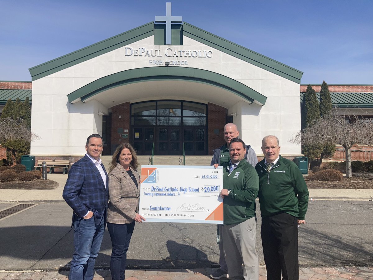 A VERY special T•H•A•N•K•S to The Butler Family for their generous contribution to DePaul Catholic High School! 💚🤍
•
#SpartansForLife #SpartansHelpingSpartans
