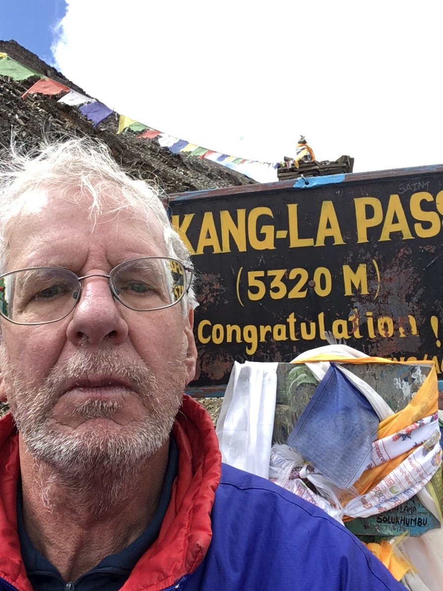 htraverseadv's tweet photo. Dan Howard( 🇺🇸 ) 1 of adventure lover we witnessed(returned to Nepal despite his leg injury to attempt island Peak-6189m) Summit- Mera Peak🗻 with his daughter.Attempt Island Peak-6189m again in 2023 Fall with Son.  
#himalayantraverse #sherpa #islandpeak #Ageisnothingbutanumber https://t.co/CvY40Cwg1w