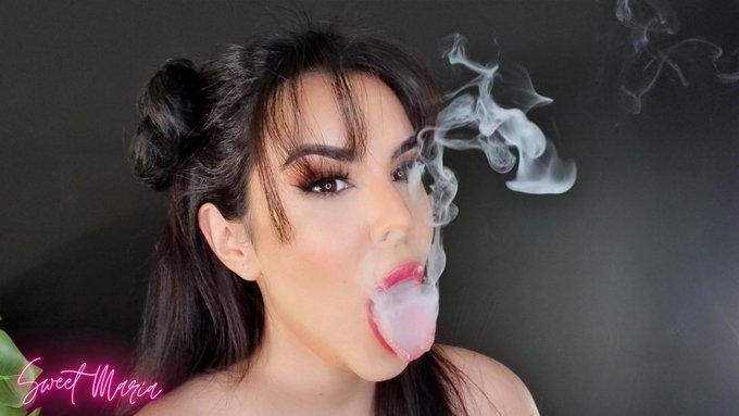 Morning, pervs 💕 https://t.co/PipXC5yoyq<a href="/tag/smoking"class="tags"><span>#smoking</span></a><a href="/tag/fetish"class="tags"><span>#fetish</span></a><a href="/tag/sexysmoker"class="tags"><span>#sexysmoker</span></a><a href="/tag/smokinghandjob%20"class="tags"><span>#smokinghandjob </span></a>