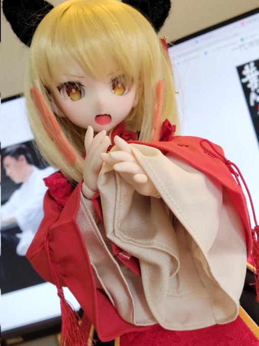 看板娘 "QIU GO" MDD 💛 