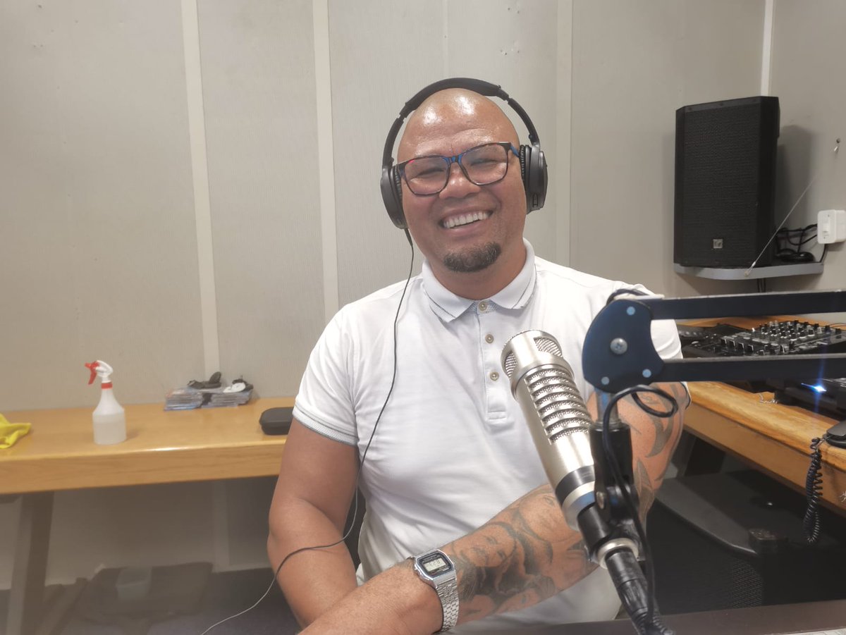 motswedingfm's tweet photo. @AmonMokoenaSA Chesa Ta A | 🎙️ @AmonMokoenaSA
#Dirage #Dirage #Dirage #Dirage #Dirage #Dirage #Dirage #Dirage #Dirage https://t.co/KA8sJiN4gV