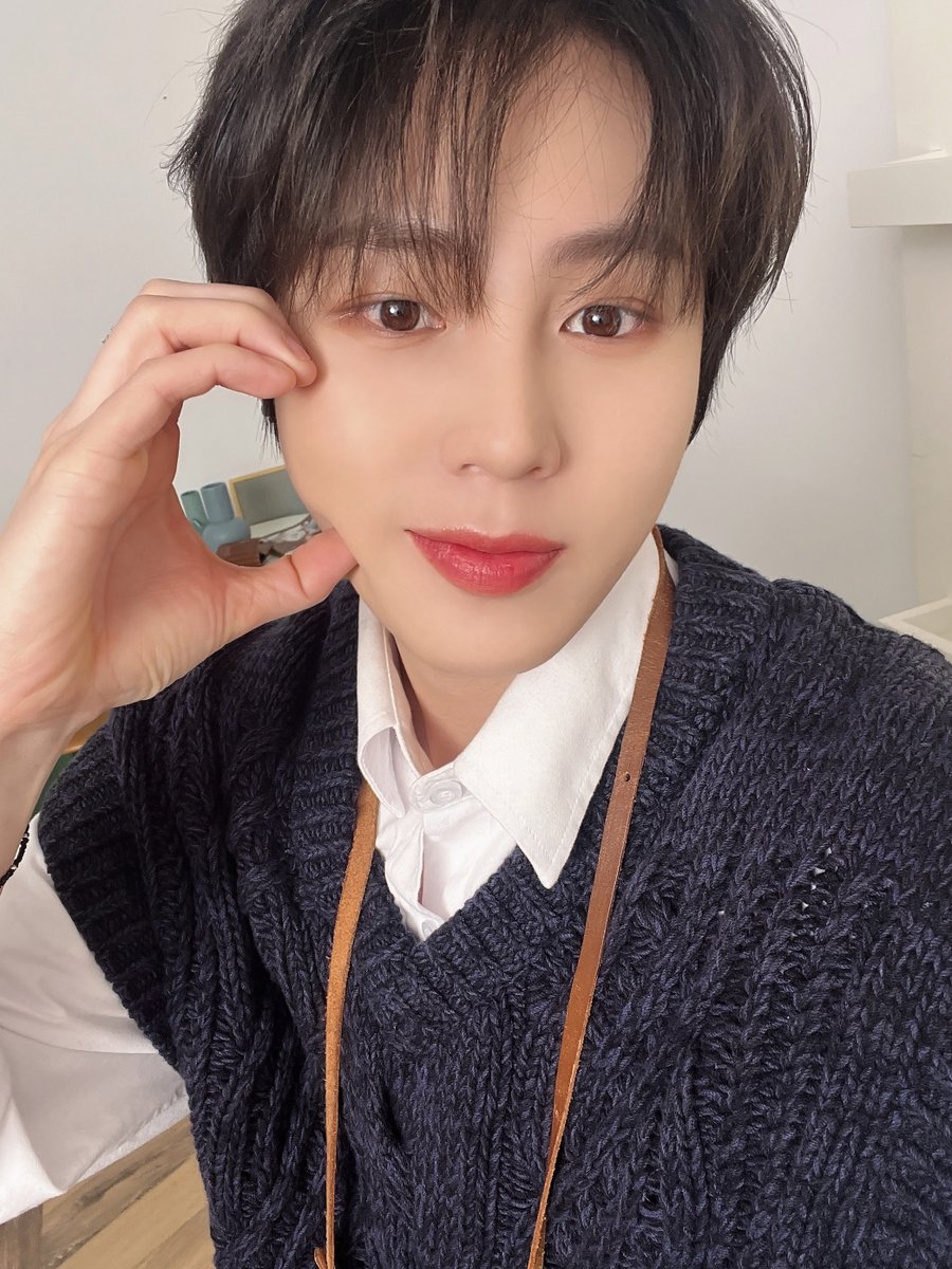 BPM_HSW's tweet photo. 📢
하성운 공식 팬클럽 HA:NEUL 3기 모집 마감 D-day☁

🎫 모집 기간
2022년 3월 7일 12:00PM ~ 2022년 3월 20일 11:59PM

🇰🇷 : https://t.co/HBdt9URbiE
🌐 : https://t.co/bZ197XouT5

#하성운 #HASUNGWOON
#하늘 #HANEUL https://t.co/EM3xPjby3w