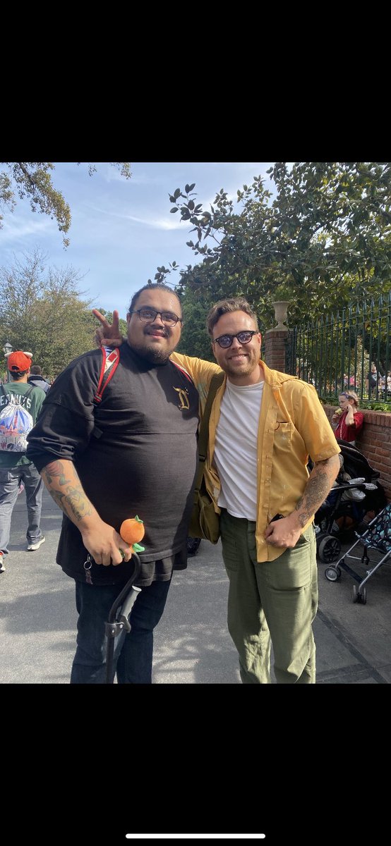 JoelxJuarez's tweet photo. @SomeKindofJesse Great meeting you today Zach! The Hangover movies did wonders for my childhood https://t.co/cbZaMU0DUV