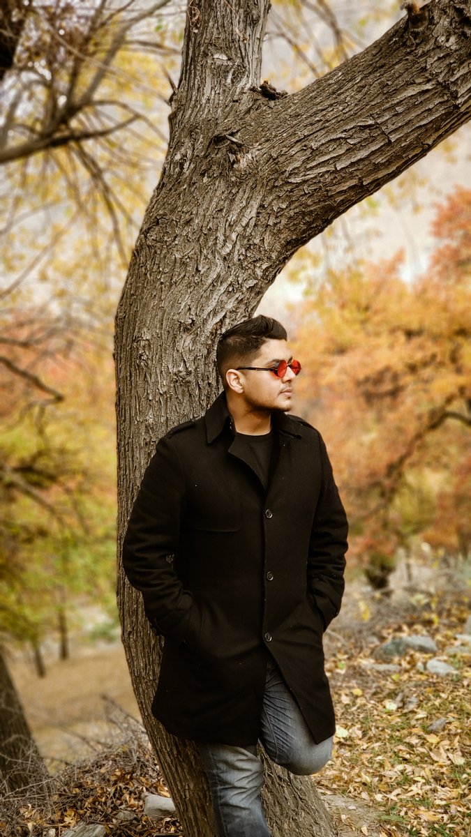 CrazeeGentleman's tweet image. The current weather of #Karachi is making me wish I go back to this time and place.

Autumn in #NagarValley - Nov 2020

Self-Portrait picture shot with #SamsungNote9
