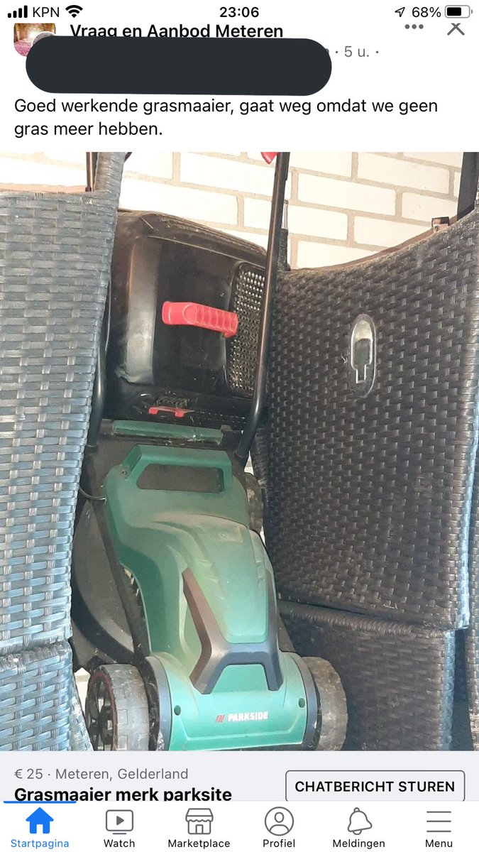 ThomVermeulen99's tweet photo. Deze grasmaaier doet het iets té goed 😅 https://t.co/sidikZ0uNw