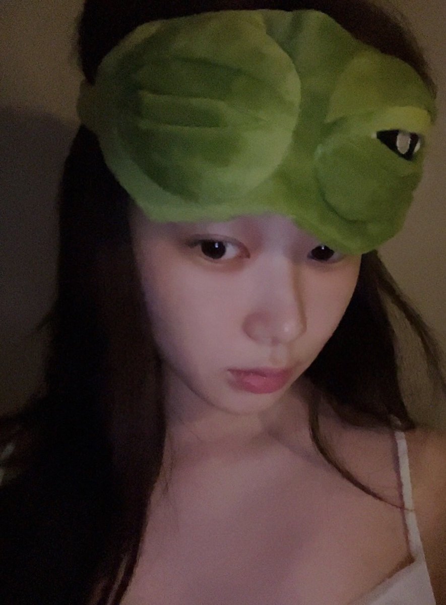 aie_ningning's tweet photo. https://t.co/hkRYcOXqeH
