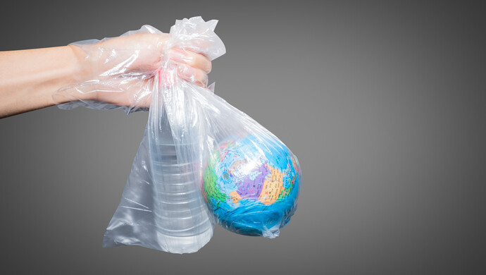Zhou_jinfeng's tweet photo. We R happy 2 see adoption of the historical Resolution from #UNEA 5.2, issue Draft of Ending #Plastic Pollution Resolution before 2024.
How 2 promote from Product #Designs, #Production, #Recycle, #Reutilization.
@CBCGDF_China is happy 2 talk about #Standard @isostandards https://t.co/rORU7F39OS