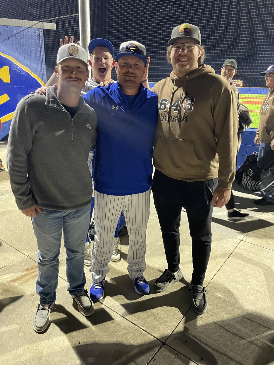 Kyle Onken tweet media