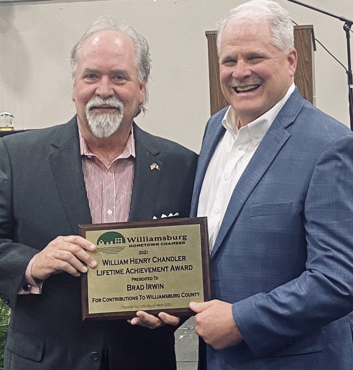 TheoLane13's tweet photo. Love seeing great friends in @WeRWilliamsburg recognized for their #CommunityLeadership. @DukeEnergy congratulations to @FTC CEO Brad Ervin #LifetimeAchievement Award - #CountySupervisor Tiffany Cooks #LadybirdJohnson #EnvironmentalAward. https://t.co/F2QvSu2UkN