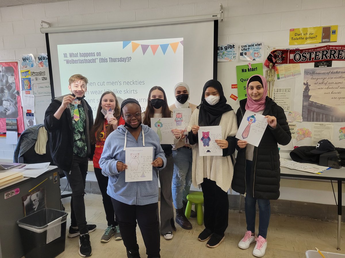 Alaaf! We had a belated Karneval celebration at German Club today! 🤡🐷 #learngerman #staggdeutsch