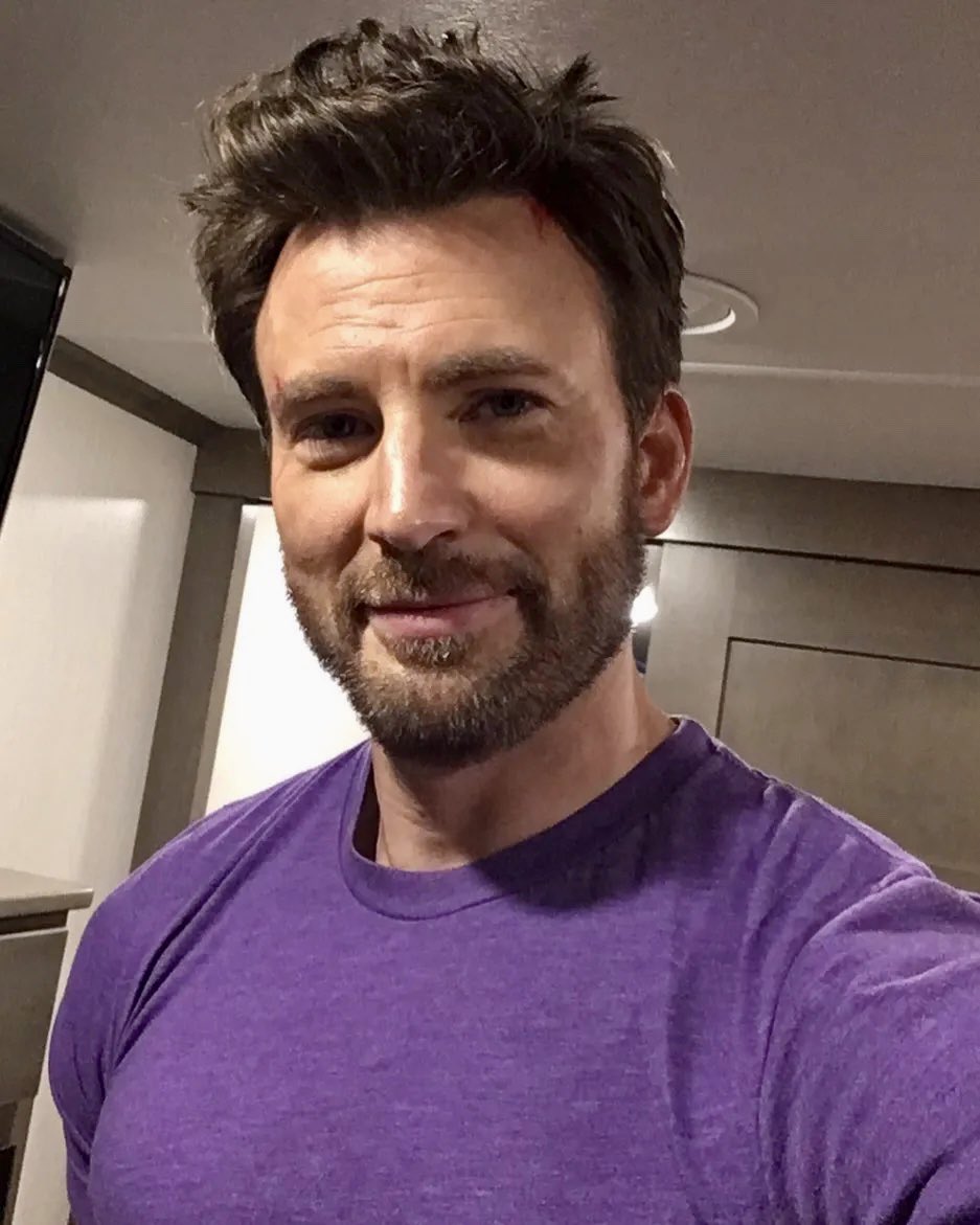 CEvansPhotos's tweet image. Fluffy hair ✔️
Dirt ✔️
Purple ✔️
Perfect man ✔️