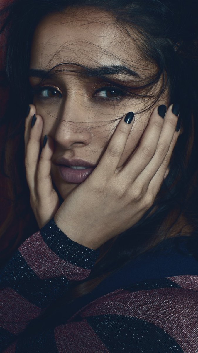 So Damn Gorgeous 😻😻 <a href="/ShraddhaKapoor/">Shraddha</a> #ShraddhaKapoor