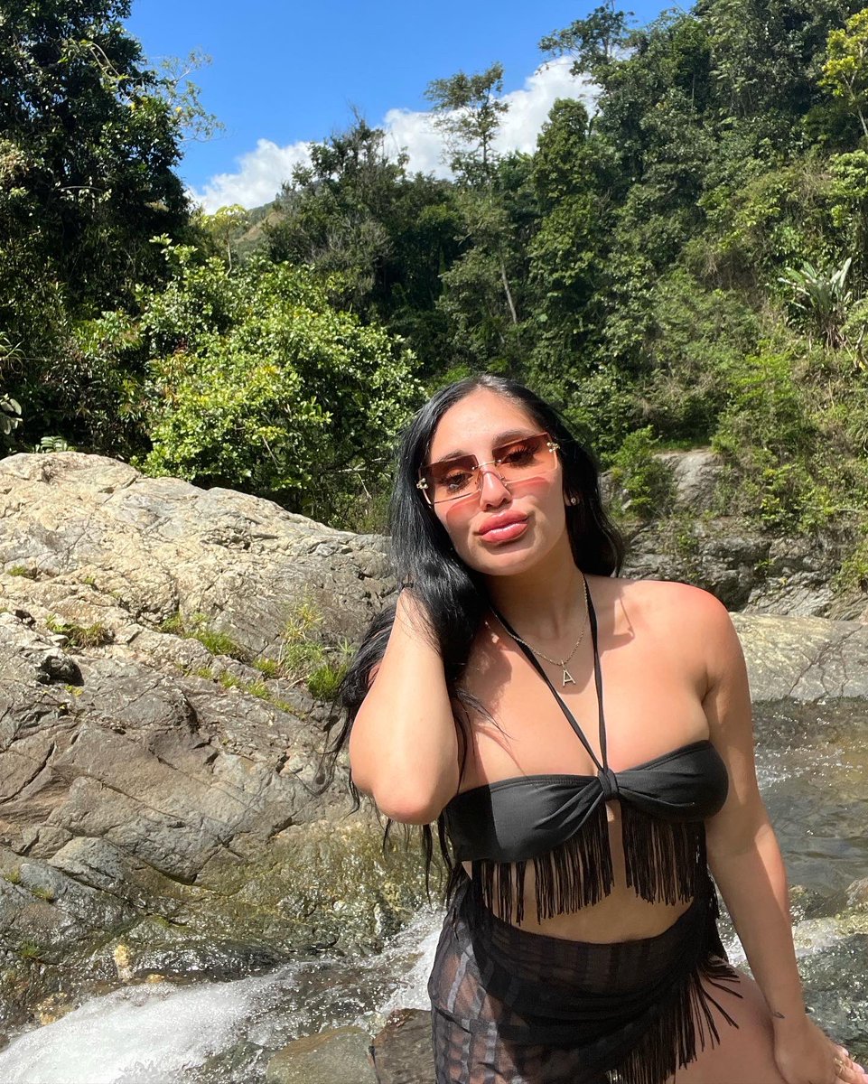 justicecelestex's tweet photo. ¿Cómo se dice “IT GIRRRLLL” en español? 💋 https://t.co/UVuHCRTPGA