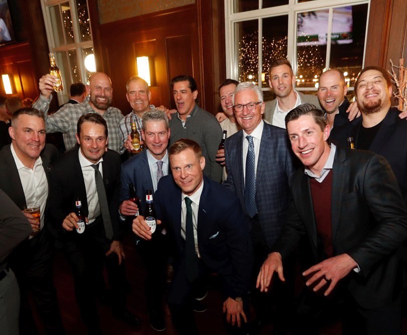 Ryan_Carter22's tweet photo. What a night. Congratulations to Mikko Koivu. #9ForAllTime https://t.co/SQvyYnhWgT