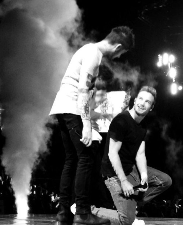 fetusziambot's tweet photo. their love in black n white 🖤🤍 https://t.co/i0KC5af3vW