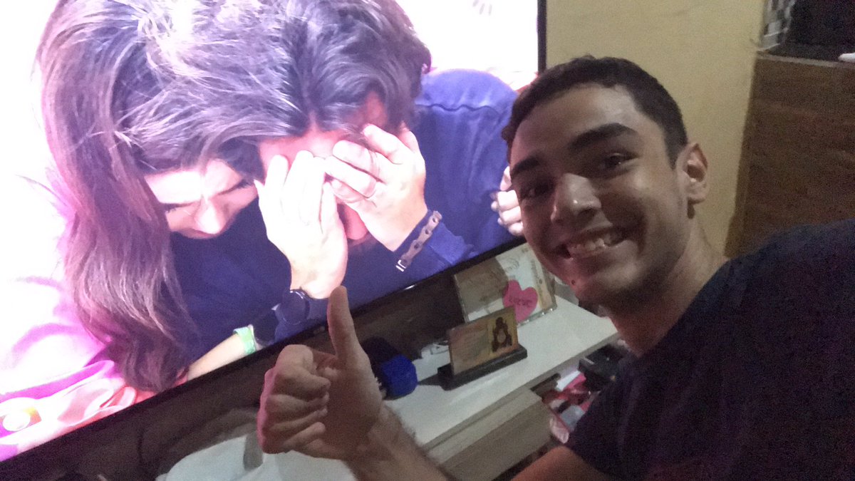 guillersw's tweet photo. se o lollipop tá triste eu to feliz
#bbb2022 #ForaVinny https://t.co/Z9U0FeD3Hb