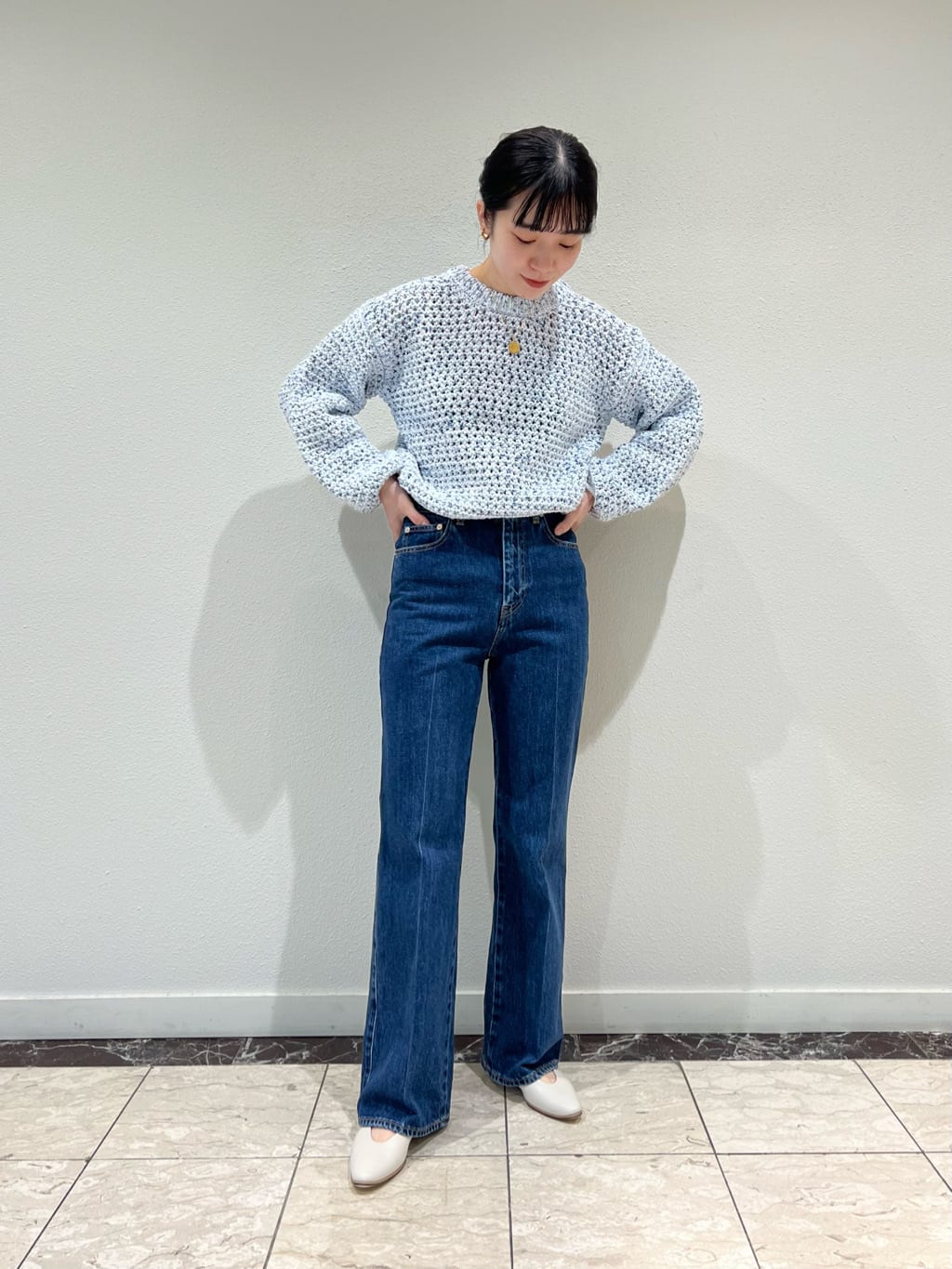 タカシマヤファッションスクエア 今日のコーデ 16 4 東京 曇 一時雨 T Co 3dqcoqwt1k 爽やかなブルーのミックスニットは 一枚で春気分になります デニムを合わせてカジュアルなスタイリングに Tfsスタッフコーデ Tomorrowland