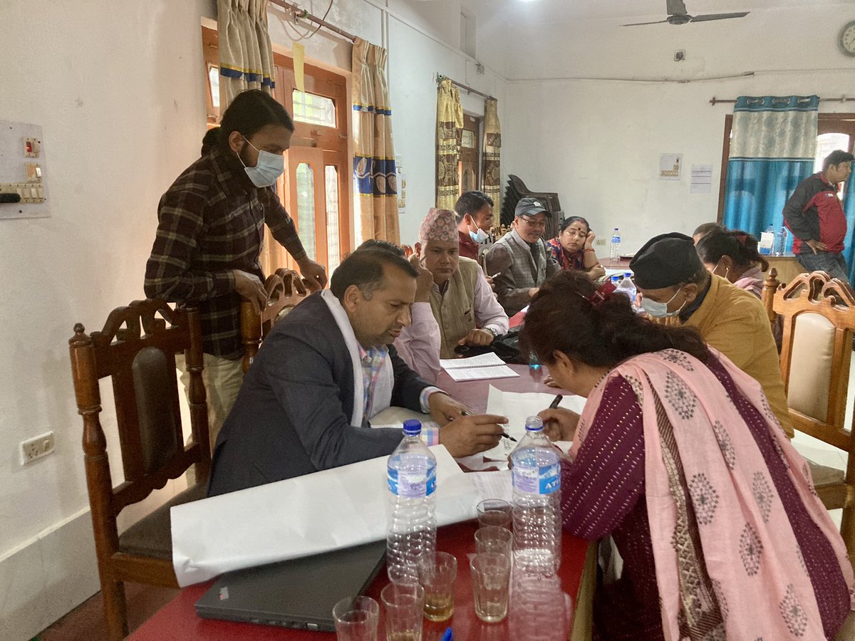 MadHab_UPR's tweet photo. How can the municipalities and local actors institutionalize #ForecastbasedAction and #ShockResponsiveSocialProtection in their #DRRM and humanitarian operations?
We are here in the flood plains of Nepal discussing and debating @RCClimate @NepalRedCross @danskrodekors @eu_echo https://t.co/ghicIzYUU2