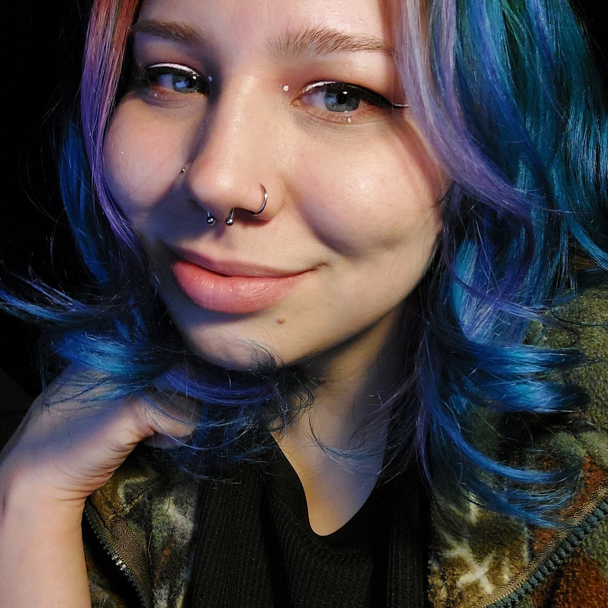 Ahnyanka's tweet photo. Since I'm getting spring fever, It's time for a #NewProfilePic I guess😊 https://t.co/HJqxk2qoxw