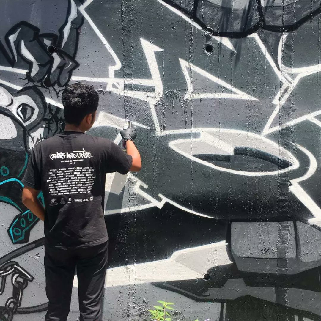 5iv3__'s tweet image. &quot;Spray Rumble&quot; with @chamology @twenty_fifth @___zars

#5ive #5ivegraffiti