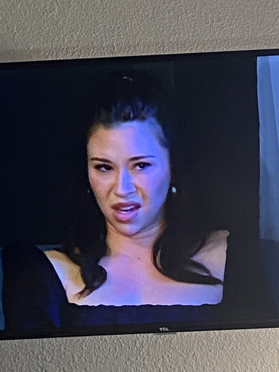 kjoelle_'s tweet photo. “no” #TheBachelor https://t.co/btEpeNUv7F