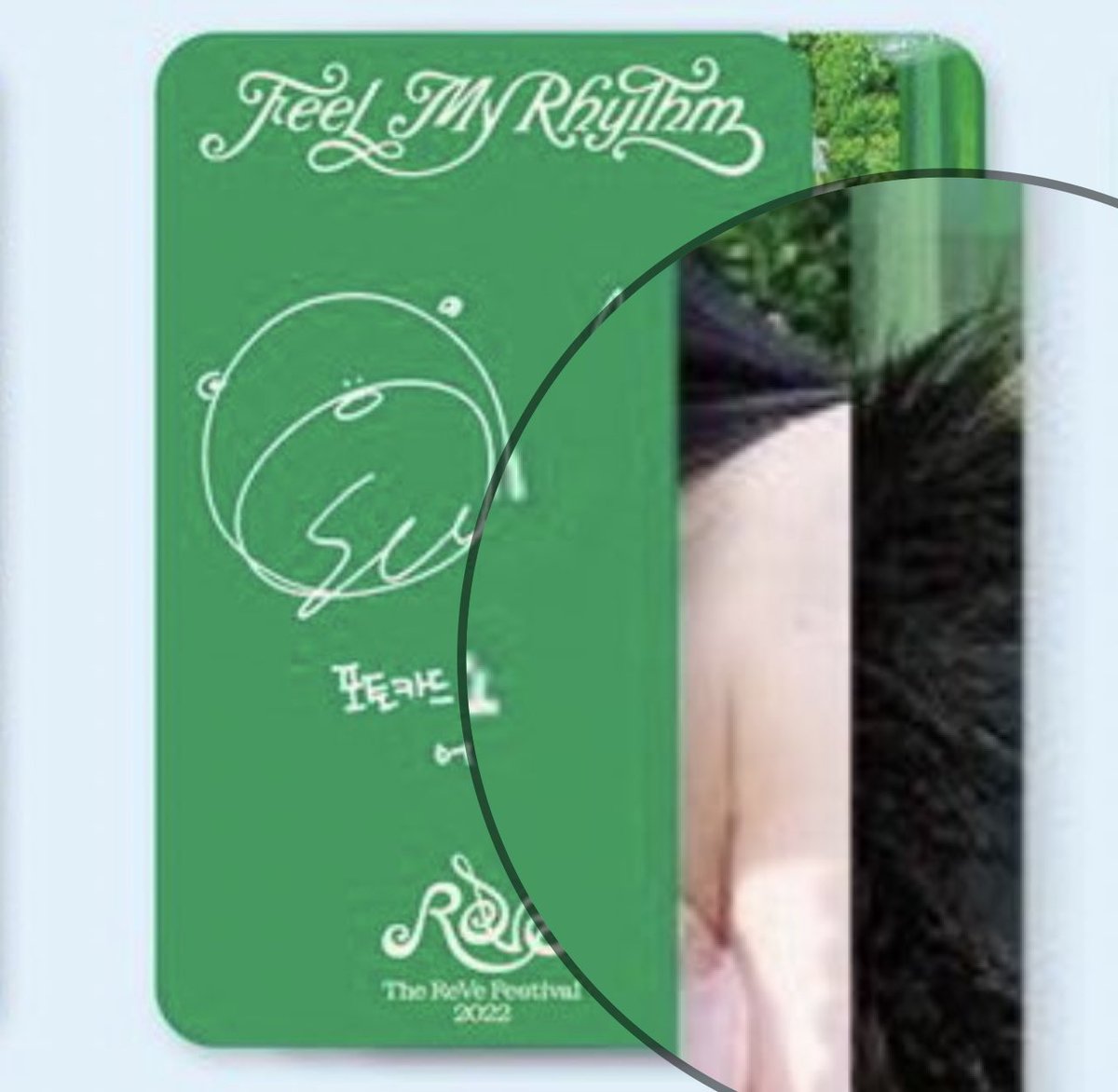psychoqueendom's tweet photo. first was yeri’s dress now on seulgi’s photocard? what are these black outfits for 😳 https://t.co/msSVzBbe5a
