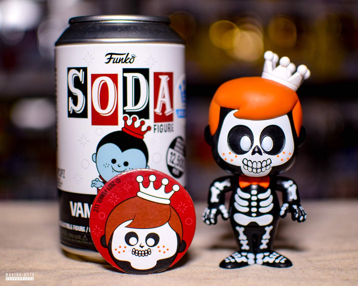 _ModernMyth_'s tweet photo. #FunkoPhotoChallenge #NotAPop
#VampireFreddy #Chase #Common
@originalfunko #FunkoSoda #ModernMythPhotography https://t.co/m5kLngG4XM