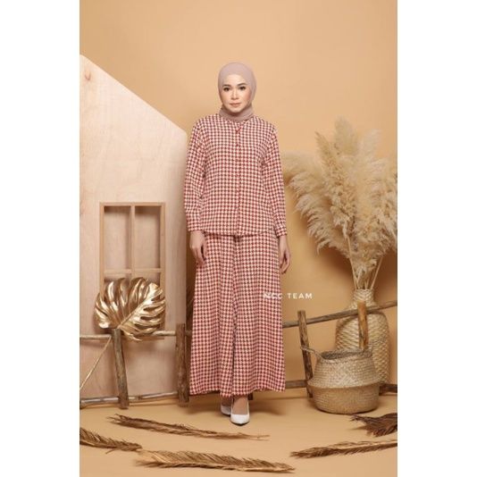 cozyfox26's tweet photo. Saya menjual A set of square  skirt... pada RM80.00. Dapatkannya di Shopee sekarang! https://t.co/w0EOOsA4ZV #ShopeeMY https://t.co/yRY5FHkFFX