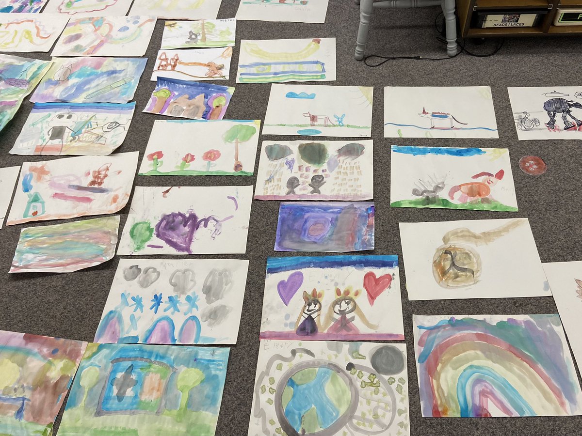 An impromptu art gallery in grade 1/2 today! <a href="/SD67News/">SD67 (Okanagan Skaha) Schools</a>