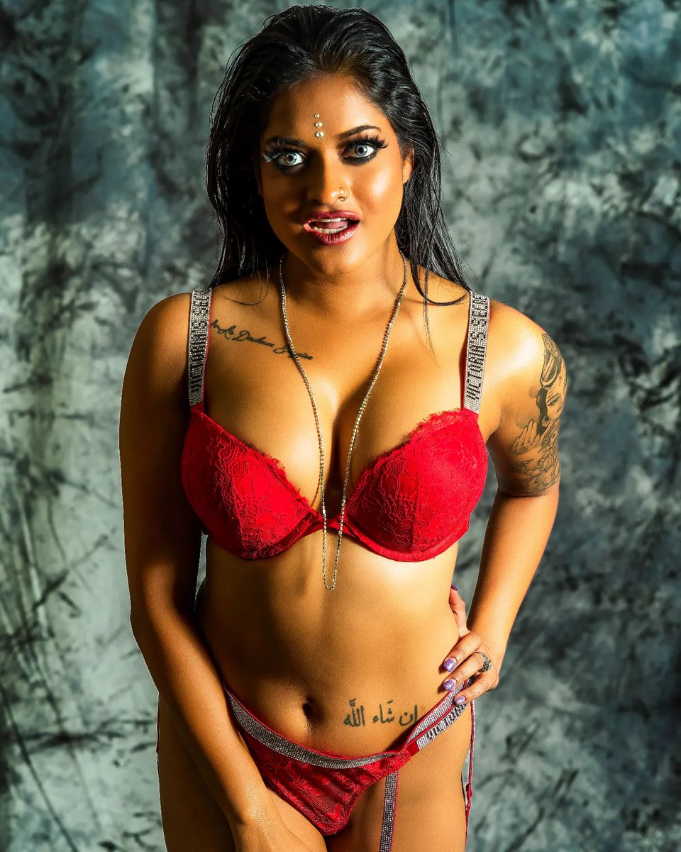 Stripclubexperi's tweet photo. This weekend, the hot & sultry @xsamsinghx is at @Silkson19, on Friday & Saturday (18th & 19th March).
#FeatureEntertainer appearances at USA #StripClubs are on our website: https://t.co/gNYKQ6k61N
#SamSingh #Silks #PalmHarbor #CentralFlorida #StripClubExperience https://t.co/Q2XBFYAhkv