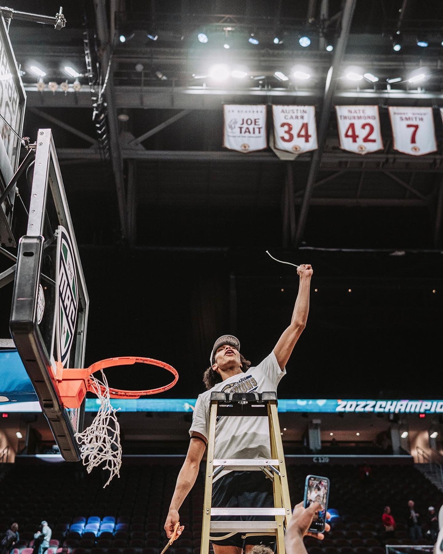 Enrique Freeman on Twitter: "Let’s goo 🕺🏽🕺🏽🕺🏽 #1Akron #macchampions #