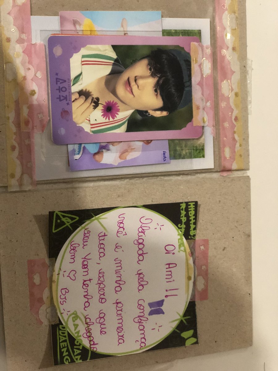 Rafs_Lisboa's tweet photo. Acabei de embalar minha primeira troca 💜 espero q chegue certinho pra nova mamãe do yoon de sardinhas 😔✊🏻, troquem cmg eu mando mimos💜

#trocabts https://t.co/wIatHkpCcZ