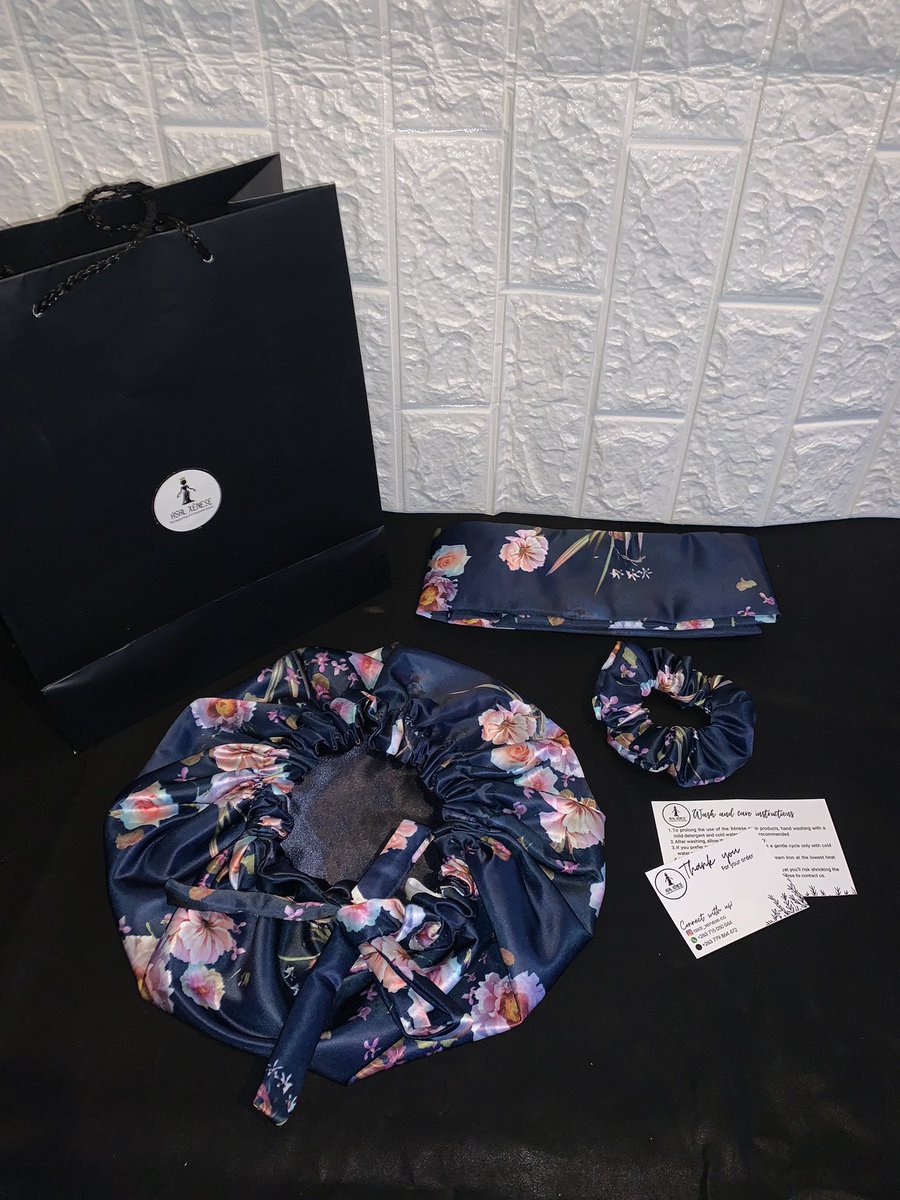 AsalXenese's tweet photo. Luxury lives here! Interested? WhatsApp 0715 050 044 #satinnightwear #nightwear #WomeninBusiness #zimbabwe https://t.co/8HTkROKYjs