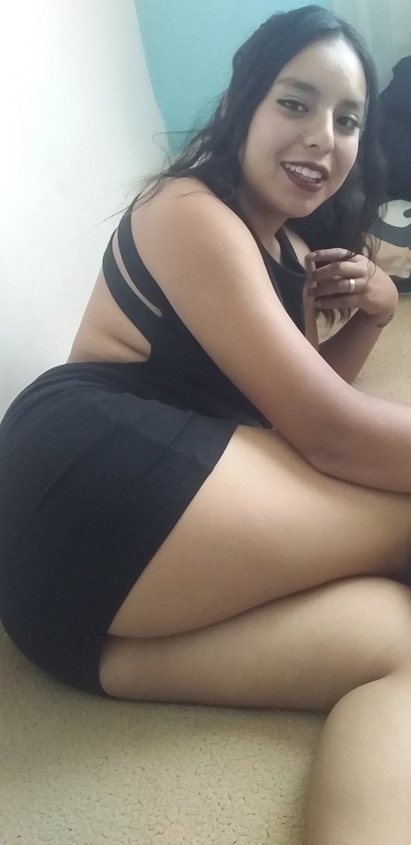 AmorozaJunzin's tweet photo. 💕Hola exelente noche q opinan q tal m queda este vestidito💕 https://t.co/nQrkNOEcKL