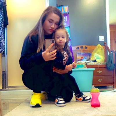 AllisonBrooke9's tweet photo. #NewProfilePic https://t.co/2EeHDKBAIh