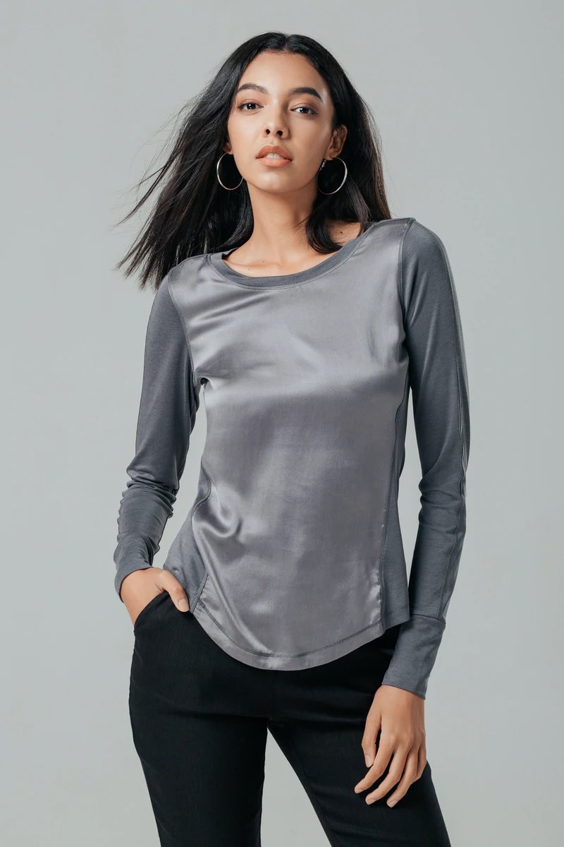 VoyaOfficial's tweet photo. The Electra Silk Top. 

https://t.co/CevoUH5hcS https://t.co/8UaUOgoWhv