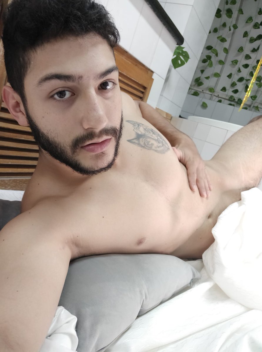 Davee_Miller_'s tweet photo. Between the sheets everything becomes warmer!

https://t.co/0Nhcb9PseA

@Flirt4FreeGuys @flirt4boys @Flirt4Free @Flirt4FreeCO https://t.co/pdtqfdhKLI