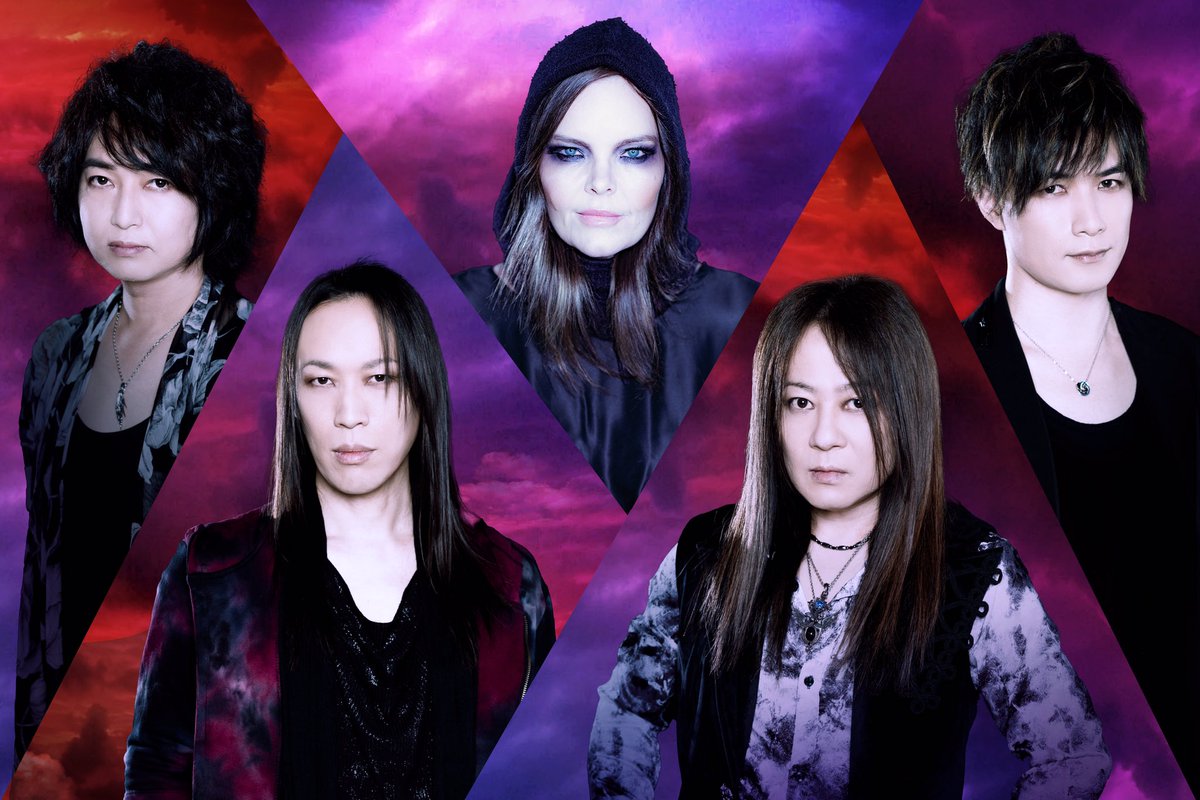 ULTIMA GRACE、構想から早4年、本日やっとキングレコードよりリリースすることができました！世の中が変わり、一時はどうなるかと思ったこともありましたが、無事リリースに漕ぎ着けたことを今は素直に喜んでいます(^^)
一人でも多くの皆さんにこのアルバムを気に入っていただけることを願っています！