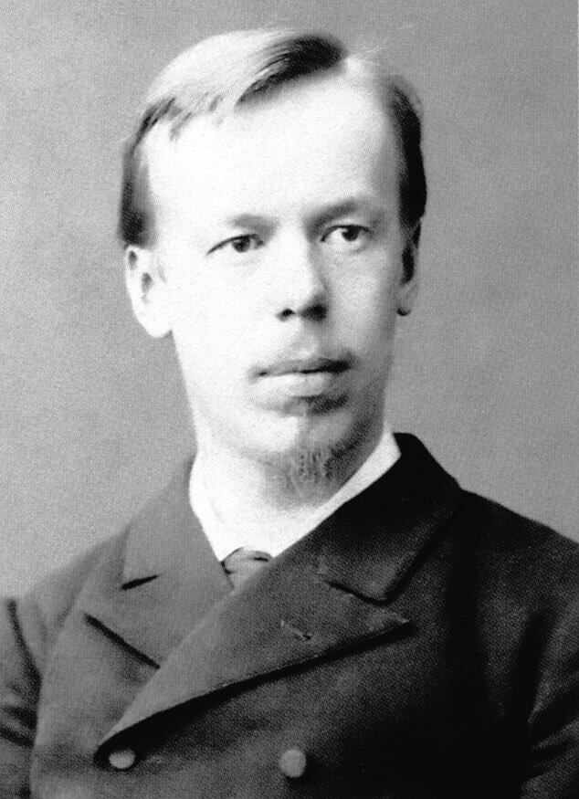 16 марта 1859 года родился Александр Степанович Попов - русский физик и электротехник, профессор, изобретатель, статский советник, Почётный инженер-электрик. Изобретатель радио