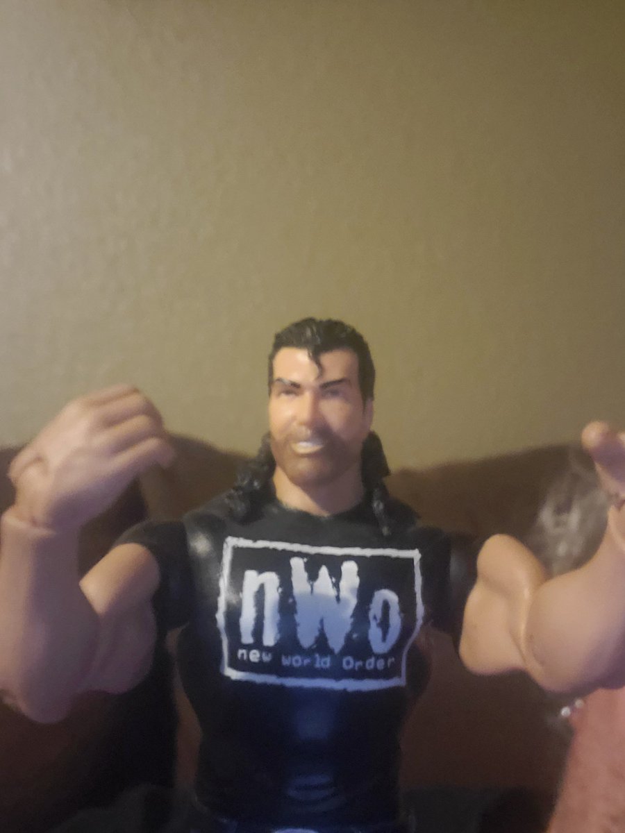 ItsEricCole's tweet photo. Hey yo
#RIPScottHall #TooSweet #SayHelloToTheBadGuy https://t.co/UKDyUUZtDy