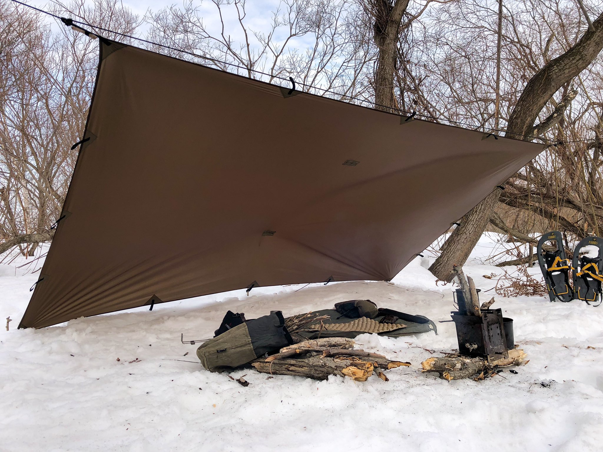 HIIRAGI OUTFITTERS DayTripTarp デイトリップタープ (Day Trip HIIRAGI OUTFITTERS DayTripTarp デイトリップタープ (Day Trip