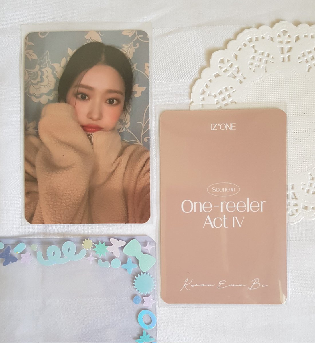 bleuiu's tweet photo. ⠀⠀⠀⠀˚˗ˏˋ lovemails 𓂃✧
⤹ thank you so much for packing minju and eunbi so nicely ! i absolutely love the packaging and the freebies omg T__T my prios came home because of you, vv accommodating and nice, till the next transaction ^^ @zzaebicart #fromzzaebi ♡ https://t.co/4OECzIjmkJ