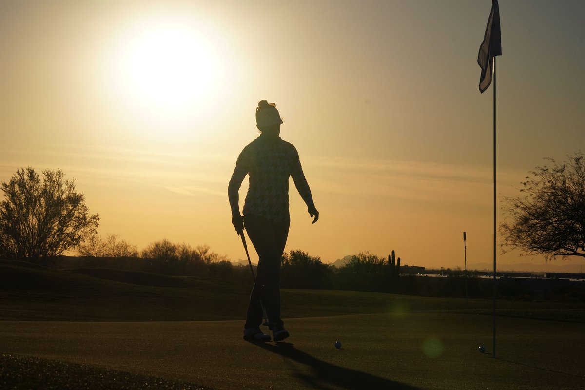 PrimatGolf's tweet photo. Golden hour golf 🌄 #CarlisleGolfClassic #EpsonTour #Road2LPGA https://t.co/NZji8mi7xJ