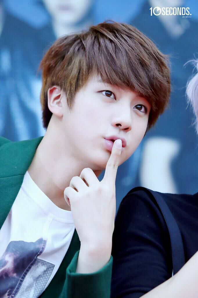 SeokjinStanner's tweet photo. #JINJIN #jin #KimSeokjin #SEOKJIN #BTSJIN #BTS https://t.co/BNK01PVja7