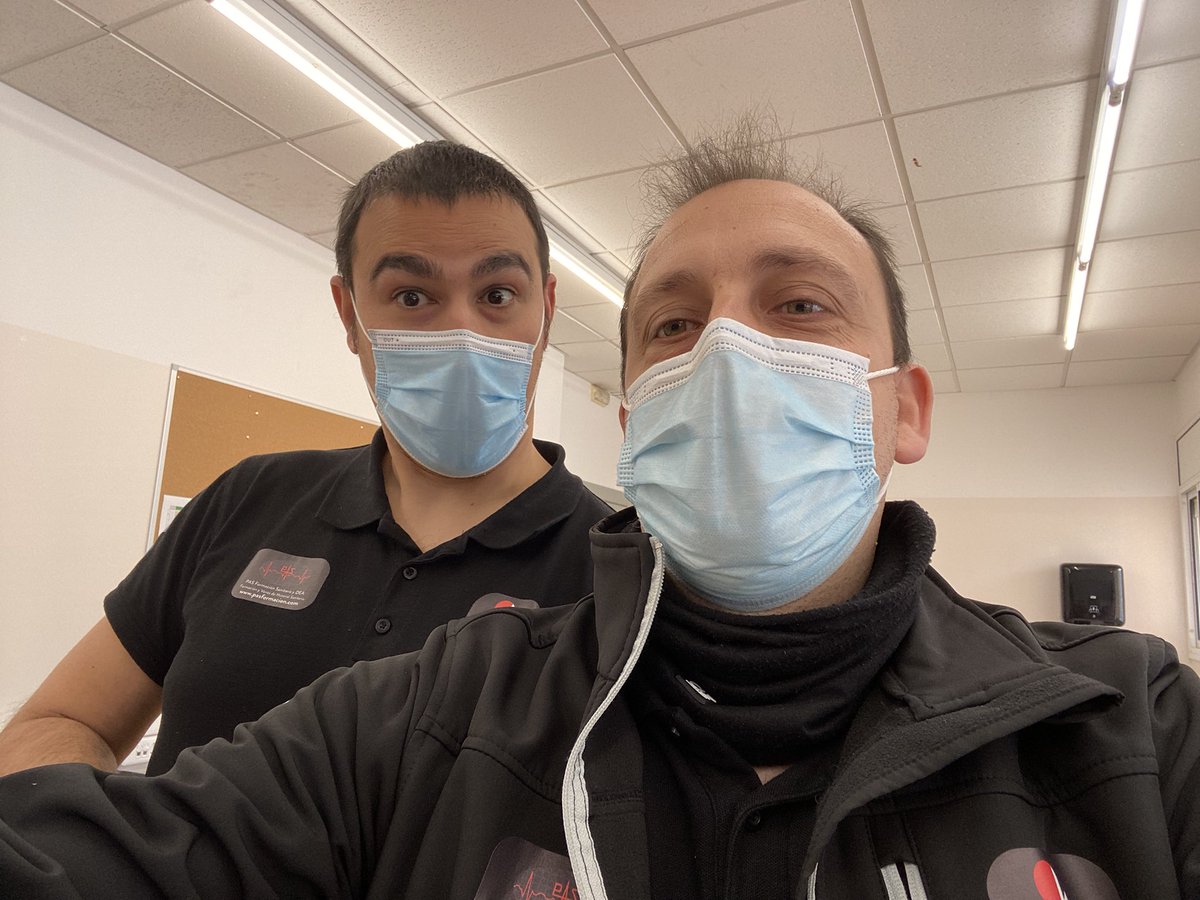 pasformacion's tweet photo. Hoy nuestras instalaciones de Sant Boi permanecerán cerradas por Formación. 
Podéis hacer vuestros pedidos a través de la web https://t.co/ezKCOioqf2 https://t.co/MENQ6DFAJe