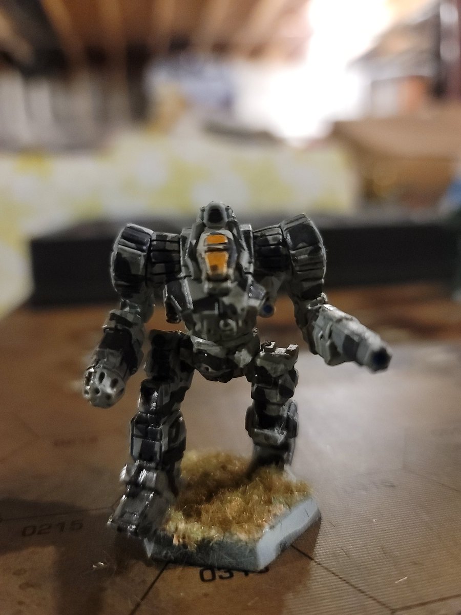 PlagueRat83's tweet photo. Check out my wide assortment of custom painted #battletech miniatures on my @eBay page. Commissions also open. #mwo #miniaturepainting https://t.co/KJ8SMWlo3E https://t.co/erTx8iEhMq