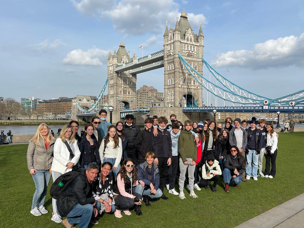 lbpereira's tweet photo. @tampaprep We made it to London 🇬🇧 We had a great visit at Tower Bridge all together, finally! https://t.co/qQqBypeFgo