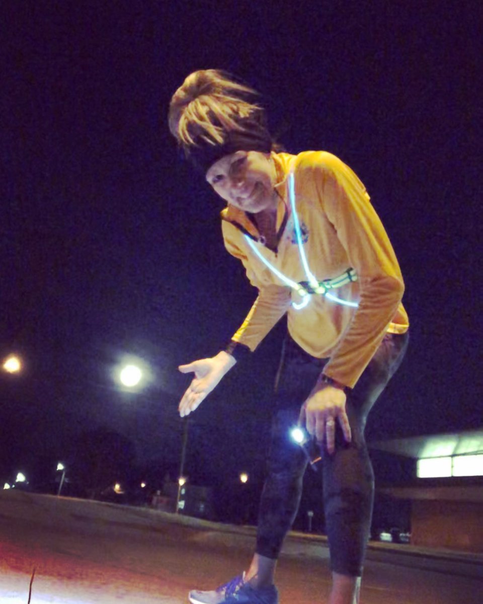 runningonthefly's tweet photo. Full moon preview on my early morning 5-miler
#5at5 #fullmoonrunning #whileyouweresleeping https://t.co/JGaL0ramgo