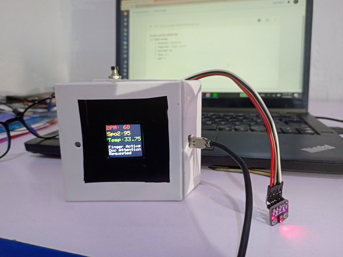 VictorObaro6's tweet photo. Calibration in progress...
Prototype phase.

I have being working on an IoT enabled Pulse Oximeter 
Measures
1. Heart rate
2. Blood oxygen level Spo2
3. Body temperature

Aside from just measuring  the body vitals (BPM, Temp and Spo2).
#technology #HealthTech
#Internerofthings https://t.co/q55hdGDUzI